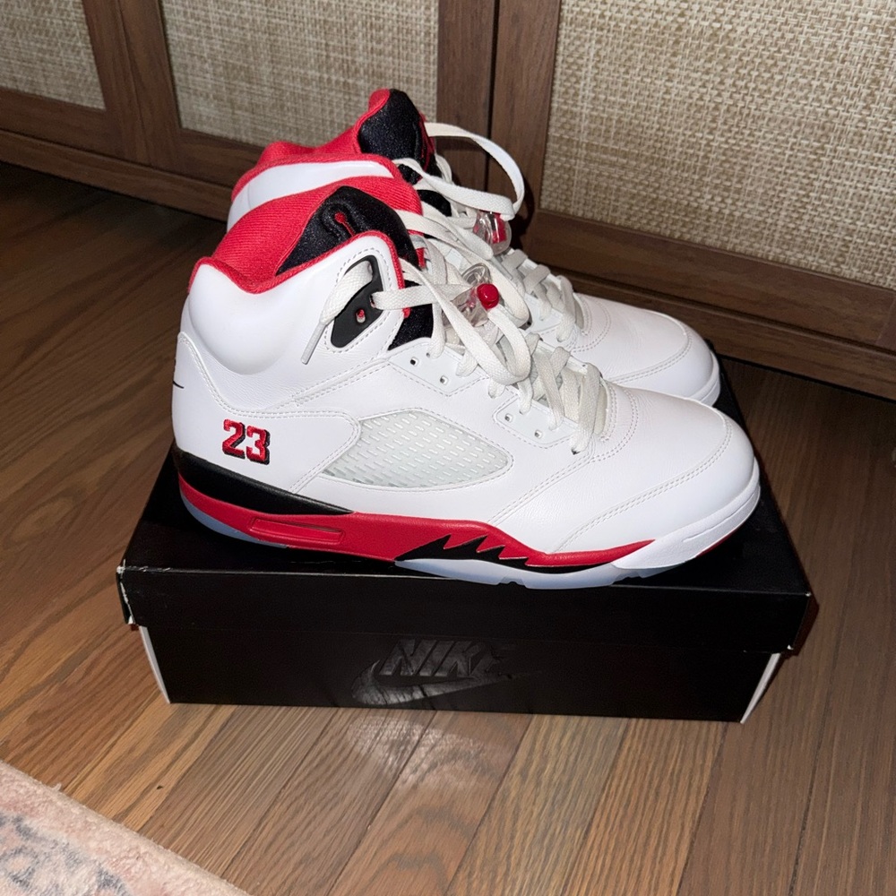 Jordan 5 Fire Red Black Tongue (2025)